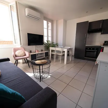 T2 33m2 Climatise - Centre, Proche * Frejus